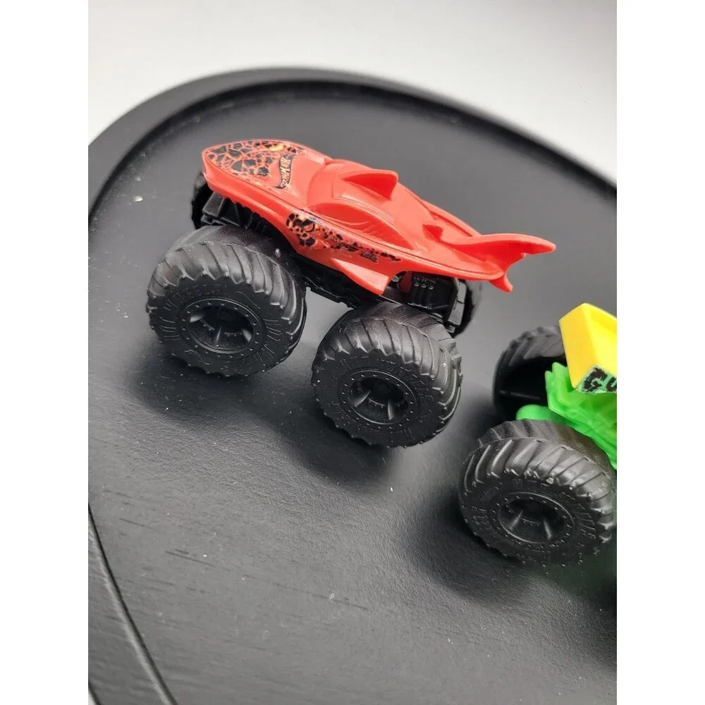 Mattel Hot Wheels Monster Jam Mighty Minis  Monster Trucks Lot of 3